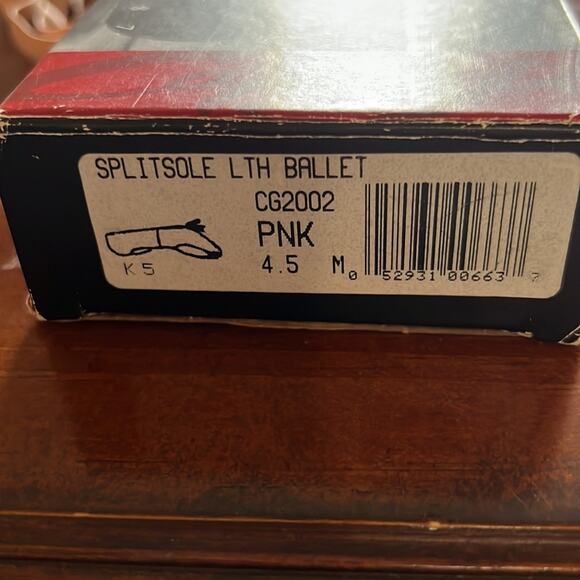 Capezio Pink Split Sole Leather Ballet Slippers 4.5M Dance - Picture 4 of 4